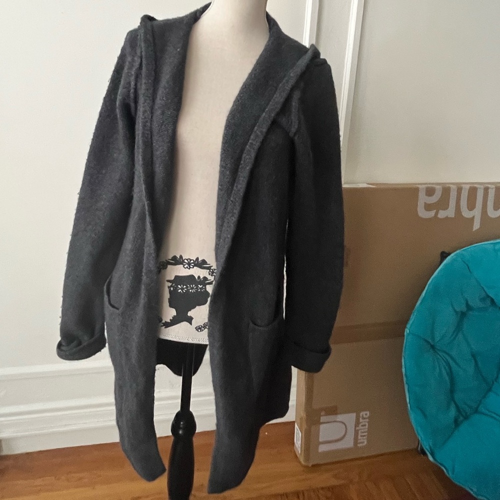 Tahari Cardigan